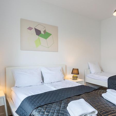 Golden Apartments Warsaw - Big And Bright Stylish Apartments - City Center - Pereca מראה חיצוני תמונה