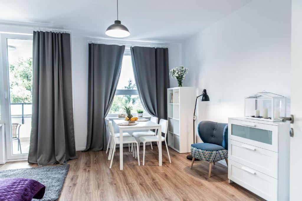 Golden Apartments Warsaw - Big And Bright Stylish Apartments - City Center - Pereca מראה חיצוני תמונה