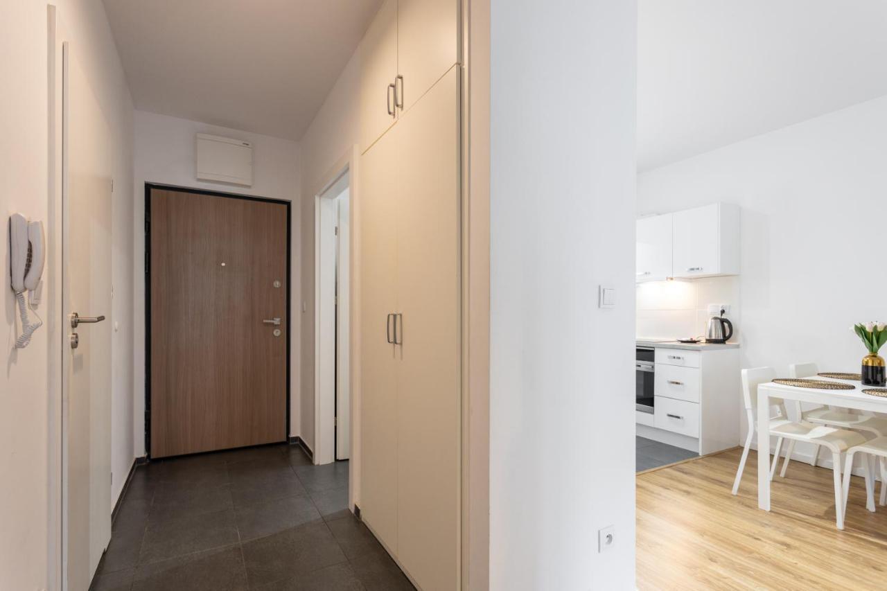 Golden Apartments Warsaw - Big And Bright Stylish Apartments - City Center - Pereca מראה חיצוני תמונה