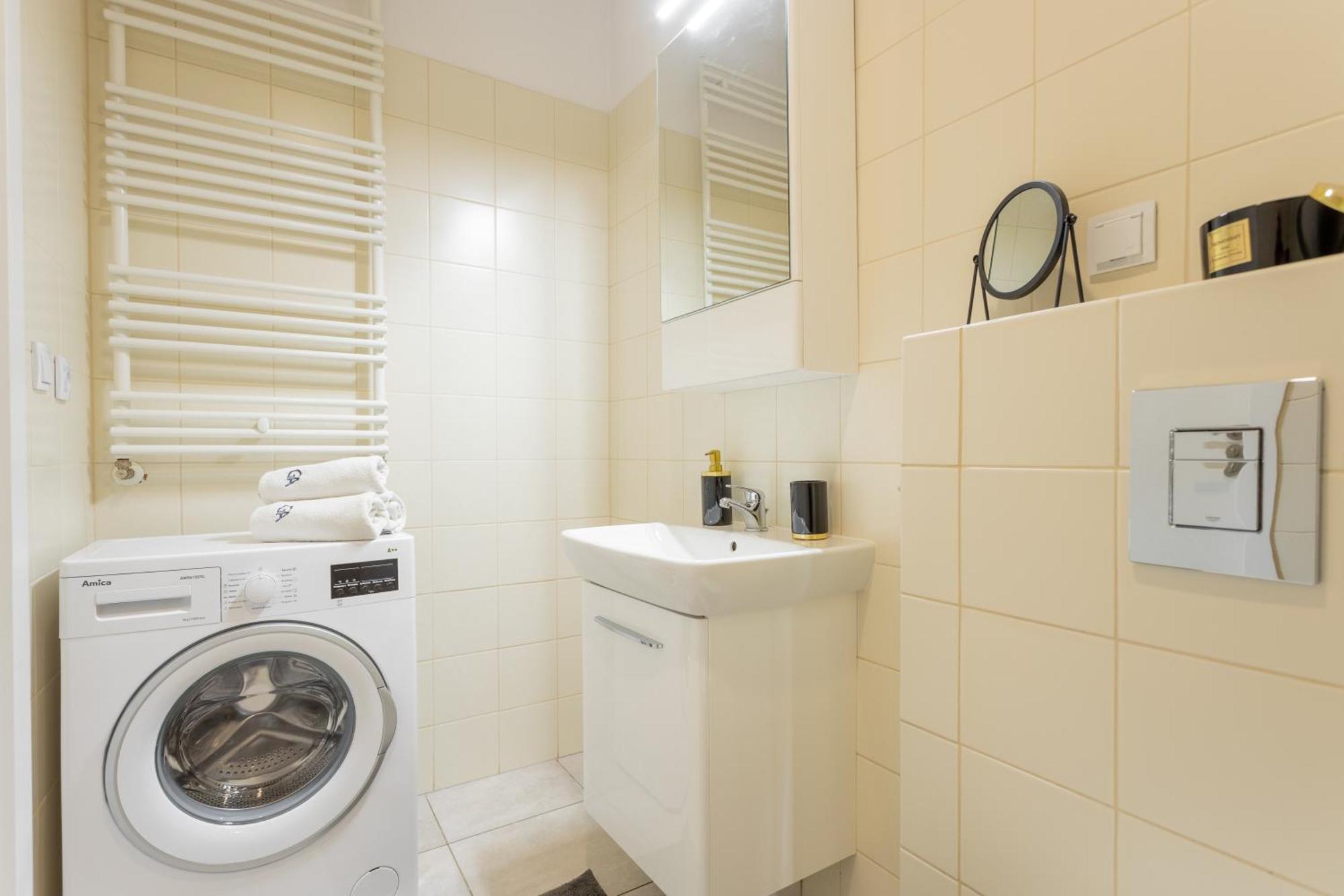 Golden Apartments Warsaw - Big And Bright Stylish Apartments - City Center - Pereca מראה חיצוני תמונה
