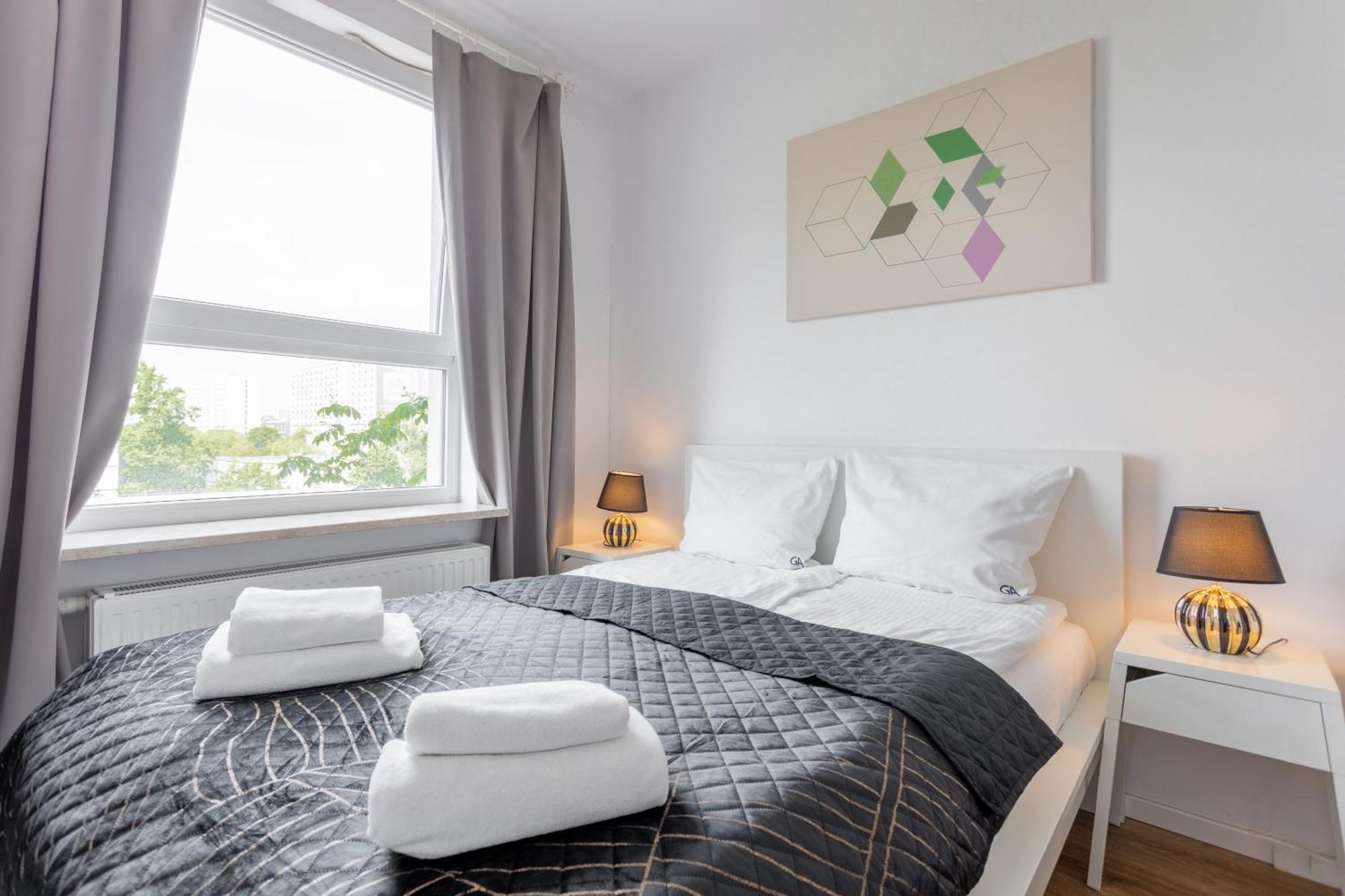 Golden Apartments Warsaw - Big And Bright Stylish Apartments - City Center - Pereca מראה חיצוני תמונה