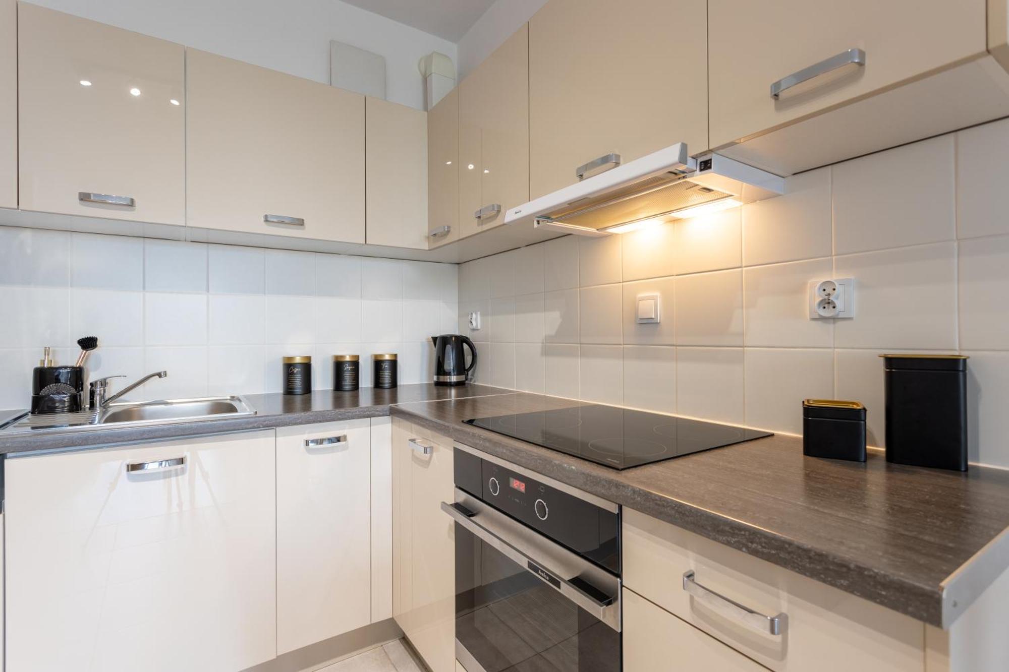 Golden Apartments Warsaw - Big And Bright Stylish Apartments - City Center - Pereca מראה חיצוני תמונה